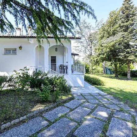 Giulia Villa